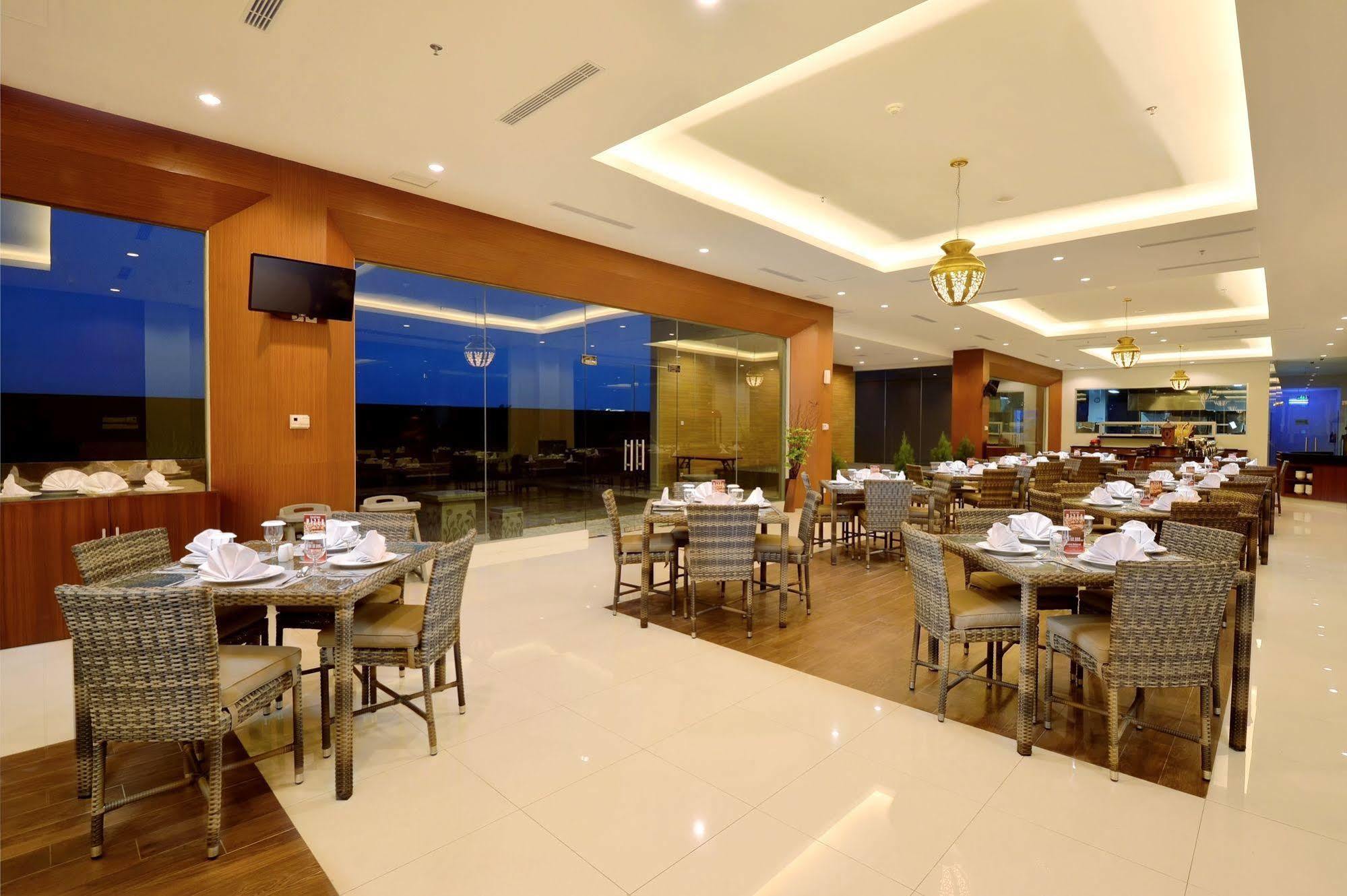 Hotel The Atrium Hotel&resort Yogyakarta
